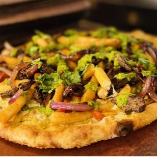 Lunch Lomo Saltado Pizza